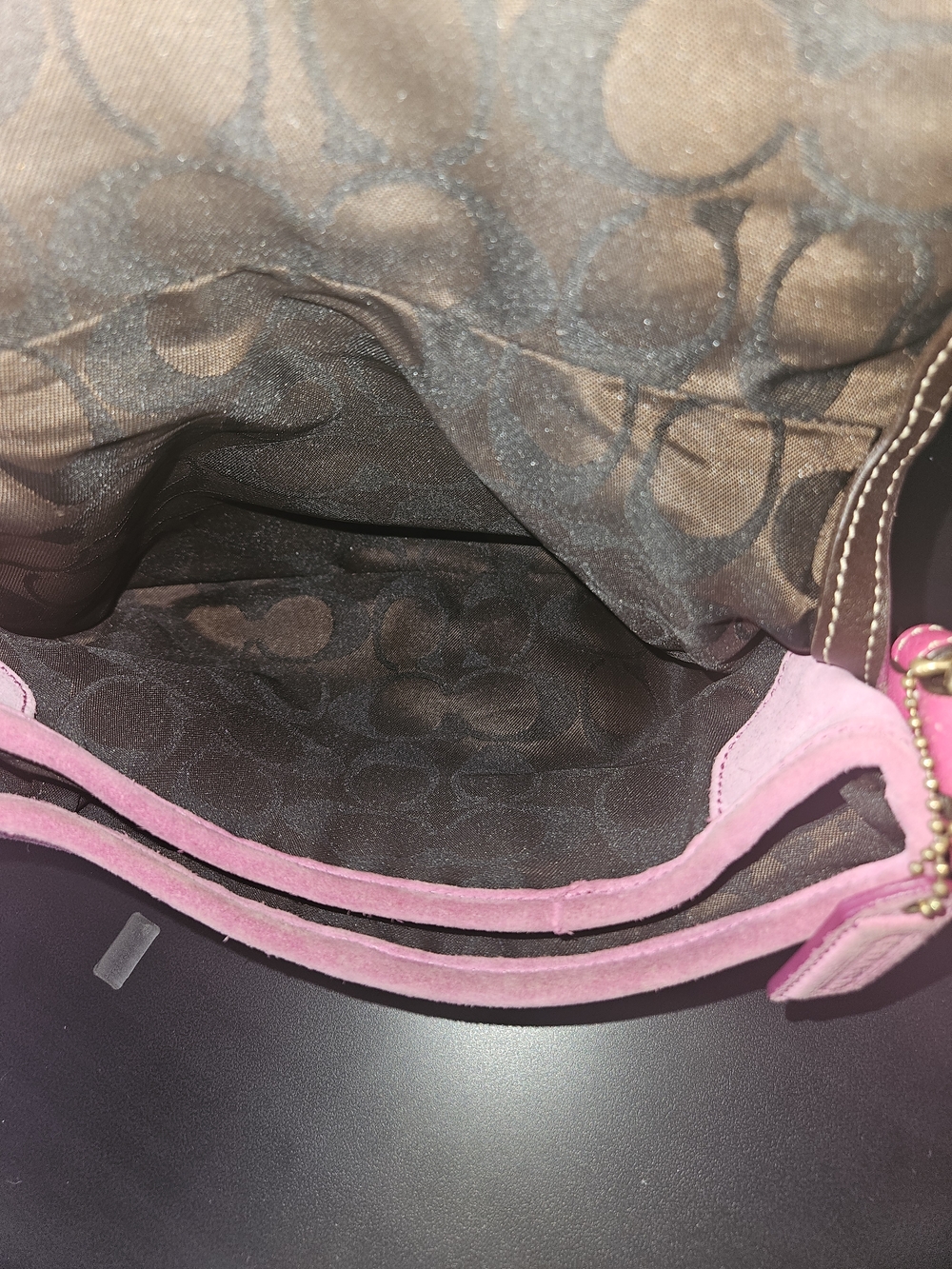 Pink Suede Shoulder SOHO  Bag with Gold Buckle VINTAGE - Picture 6 of 7